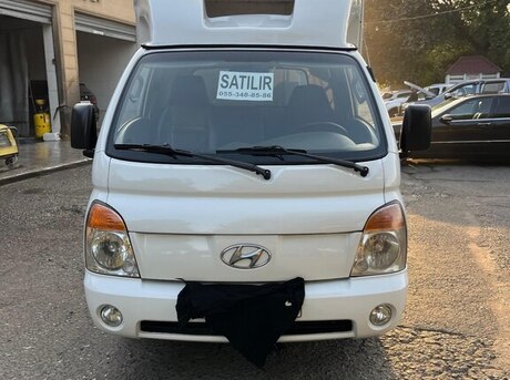 Hyundai H 100