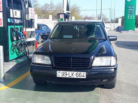 Mercedes C 280