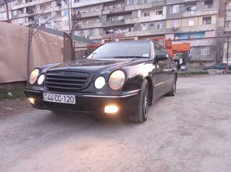 Mercedes E 220