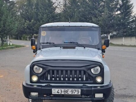 UAZ Hunter