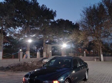 BMW 528