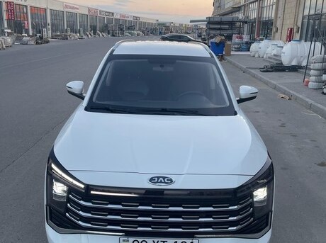 JAC JS8