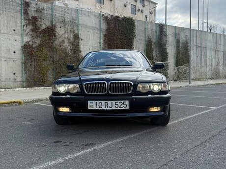 BMW 735