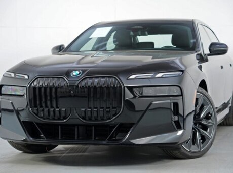 BMW i7