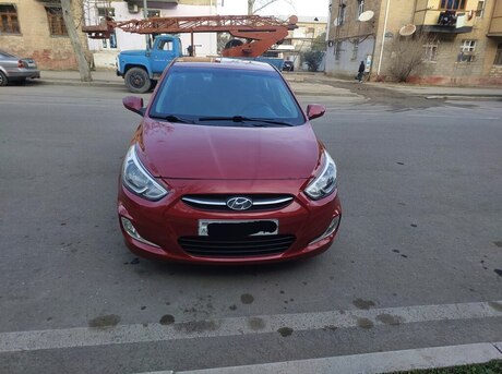 Hyundai Accent