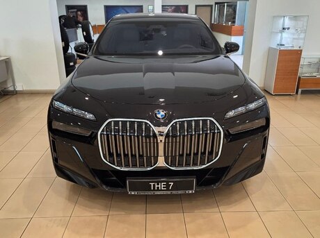 BMW 740