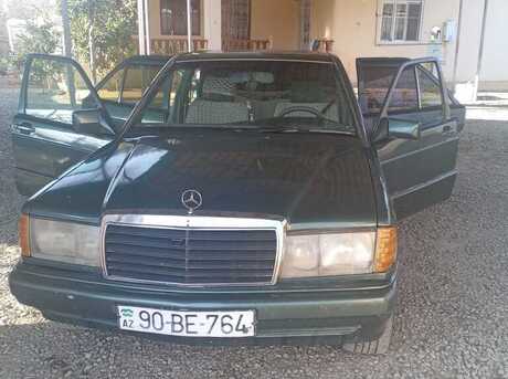 Mercedes 190