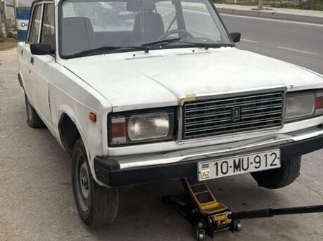 LADA (VAZ) 2107