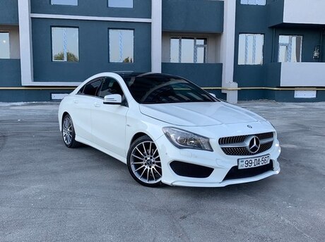 Mercedes CLA 200