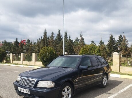 Mercedes C 180