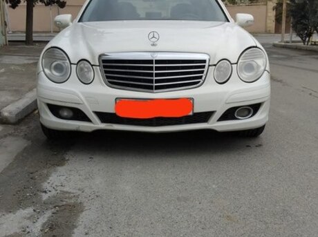 Mercedes E 220