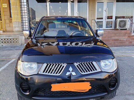 Mitsubishi L200