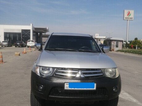 Mitsubishi L200