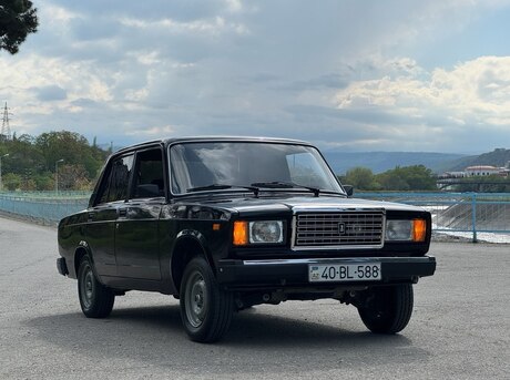 LADA (VAZ) 2107