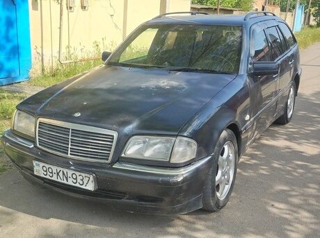 Mercedes C 220