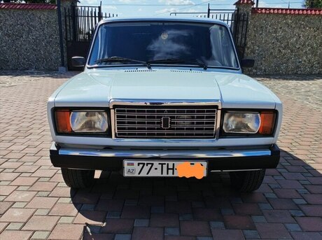 LADA (VAZ) 2107