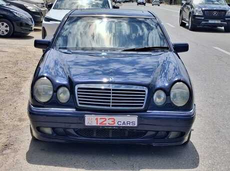 Mercedes E 280