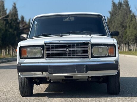 LADA (VAZ) 2107