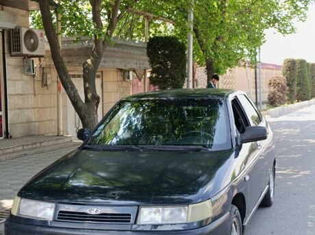 LADA (VAZ) 2112
