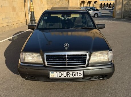 Mercedes C 220