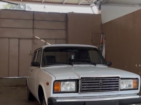 LADA (VAZ) 2107