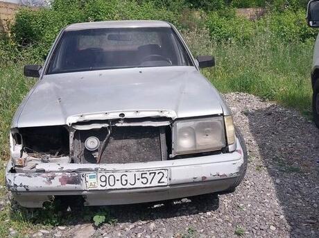 Mercedes 200 D
