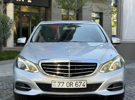 Mercedes E 200