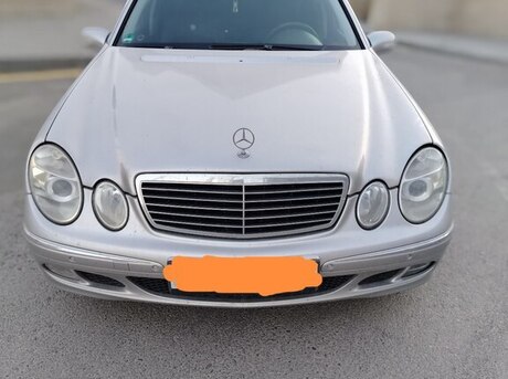 Mercedes E 320