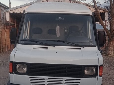 Mercedes 410 D