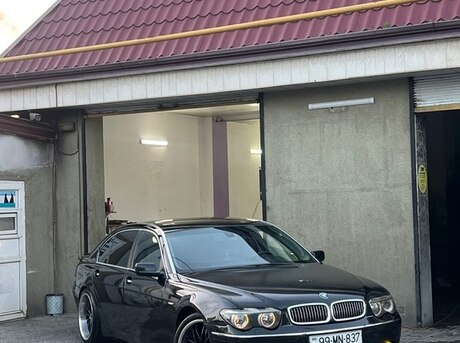 BMW 745