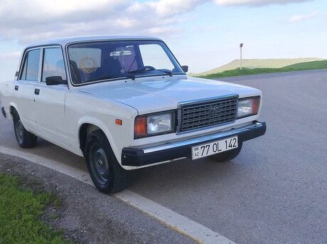 LADA (VAZ) 2107