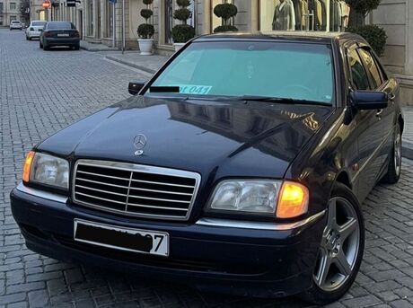 Mercedes C 220
