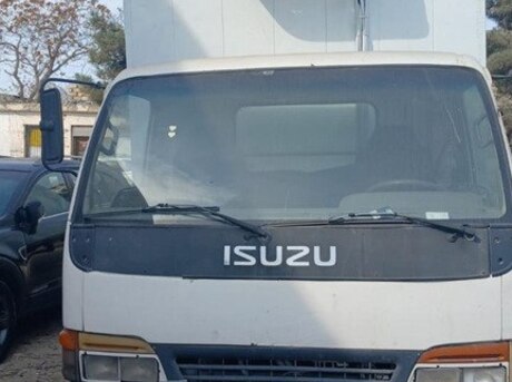 Isuzu NPR 66 L