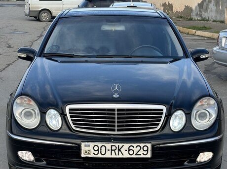 Mercedes E 240