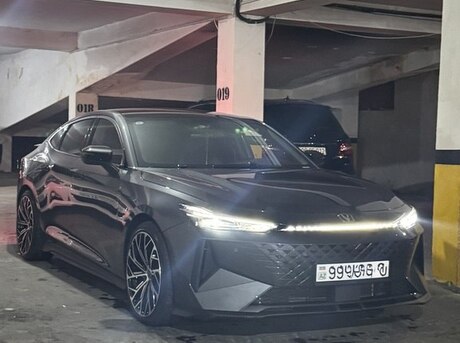 Changan Uni-V iDD