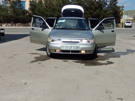 LADA (VAZ) 2112