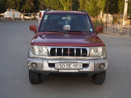 Mitsubishi Pajero io