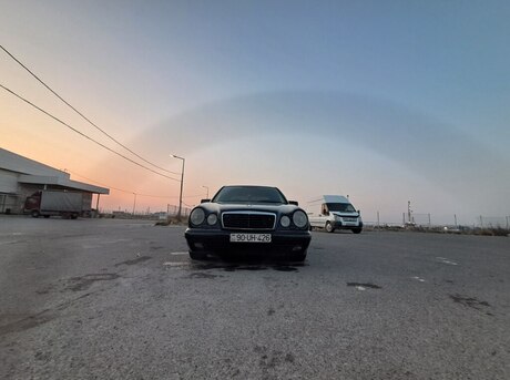 Mercedes E 280 4MATIC