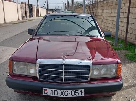 Mercedes 190