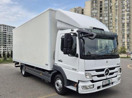 Mercedes Atego 818