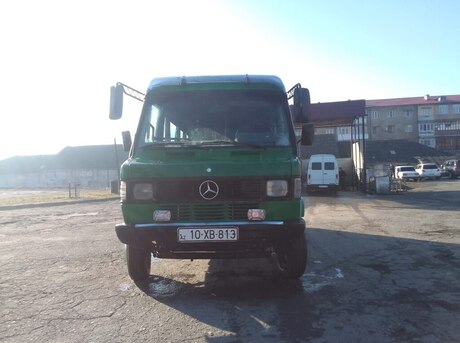 Mercedes 410 D