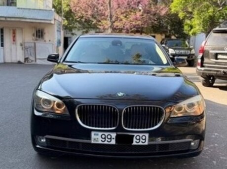BMW 740
