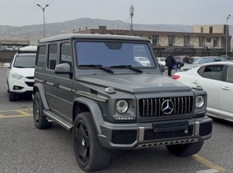 Mercedes G 500