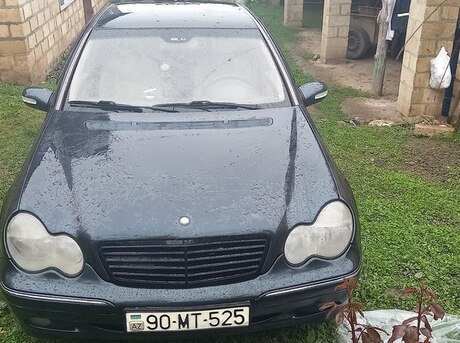 Mercedes C 230