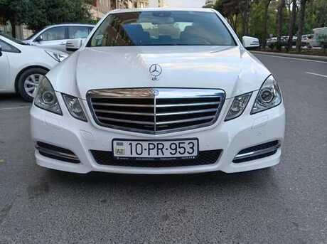Mercedes E 200