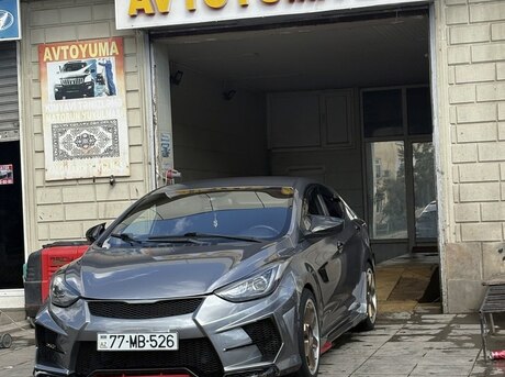 Hyundai Elantra
