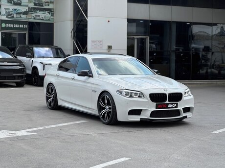 BMW 528