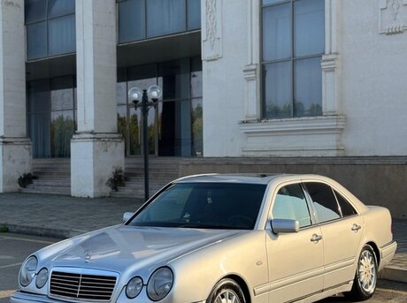 Mercedes E 280