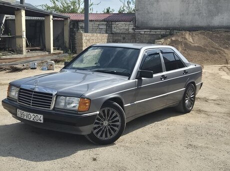 Mercedes 190