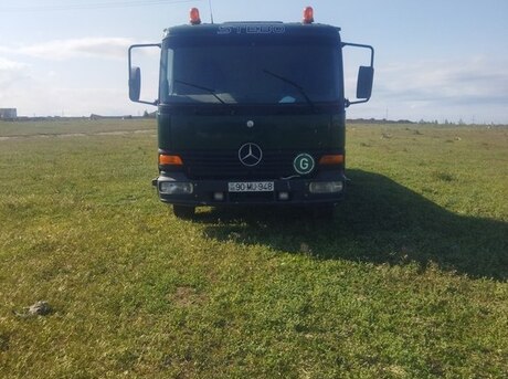 Mercedes Atego 815